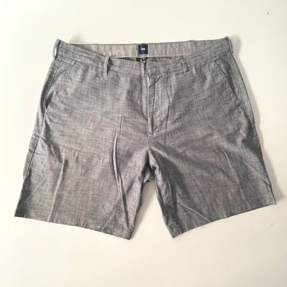 Gap - Flat Front Shorts - Size 36 - Picture 1 of 5